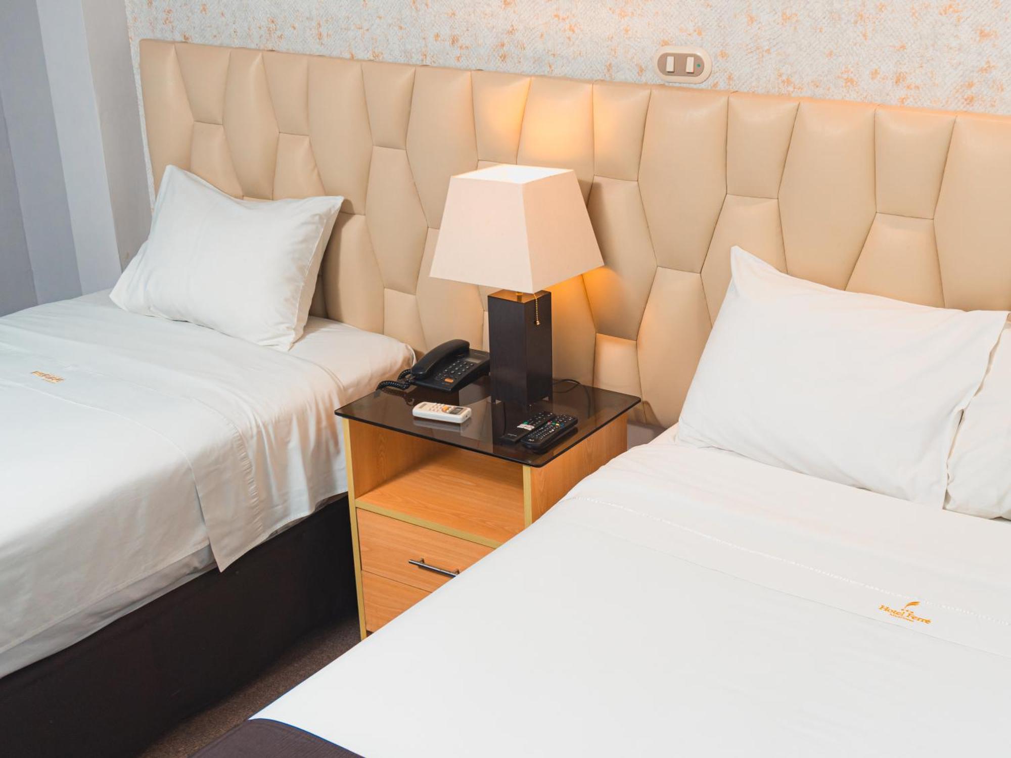 Hotel Ferre Miraflores Лима Экстерьер фото