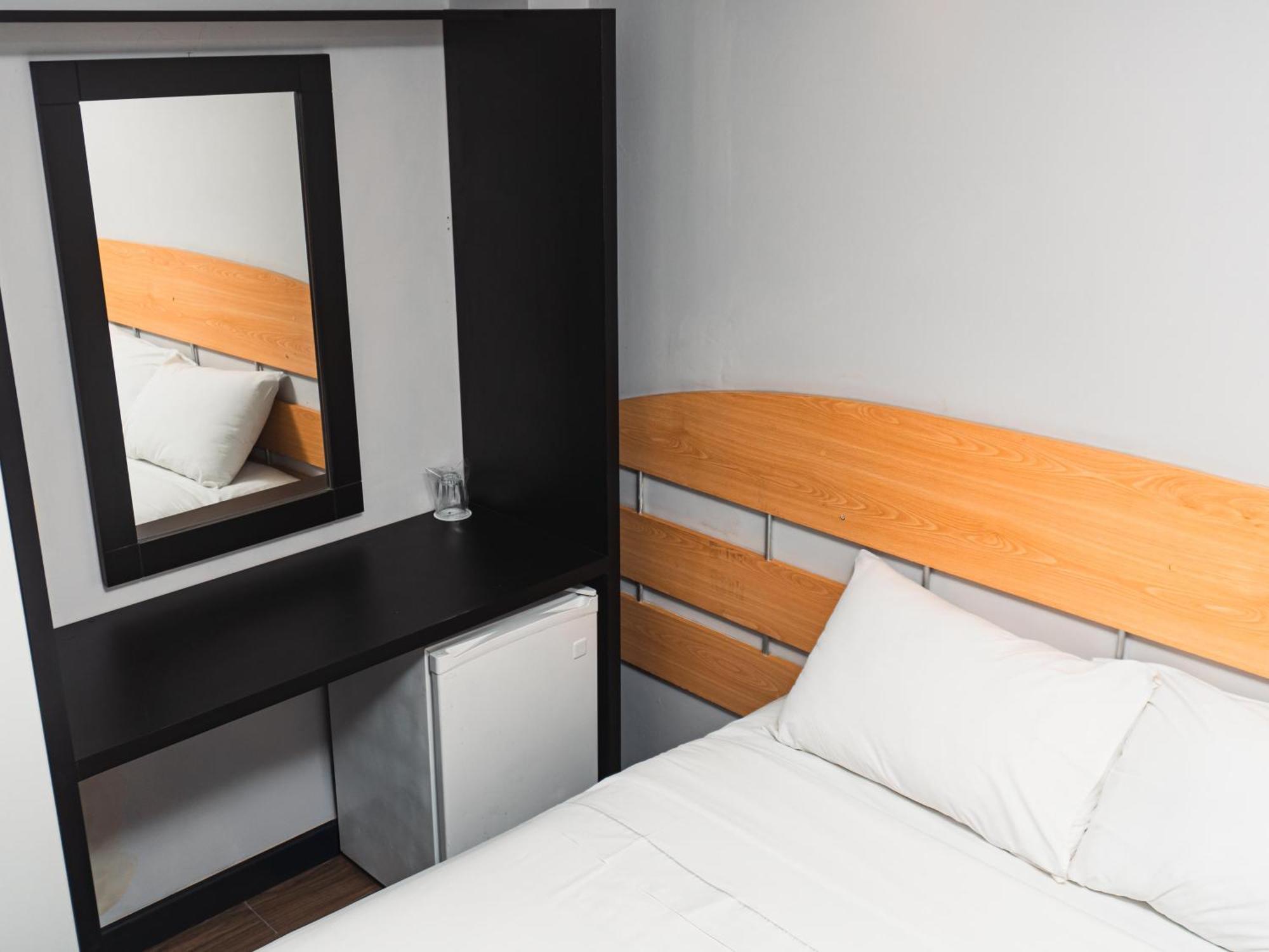 Hotel Ferre Miraflores Лима Экстерьер фото