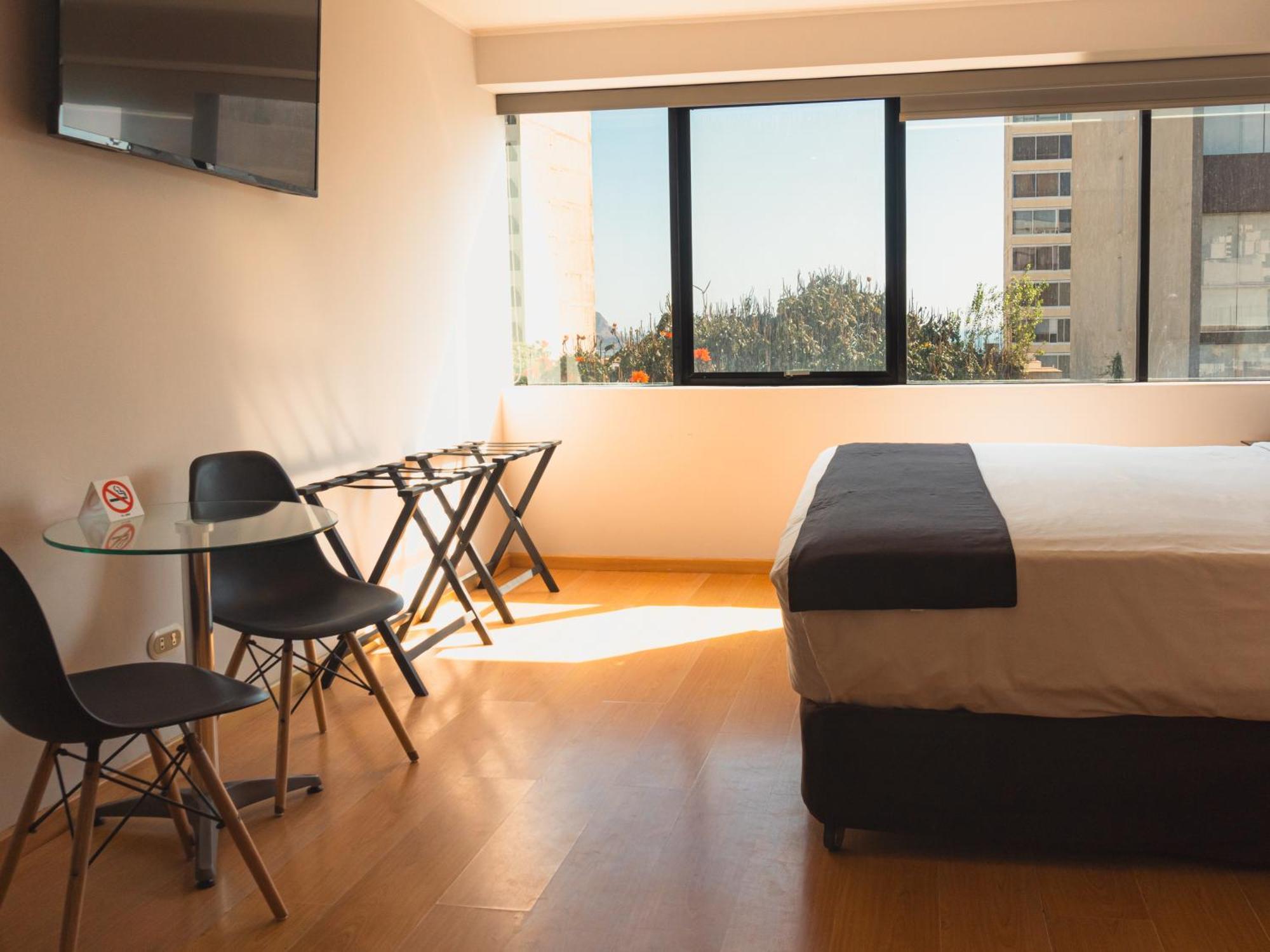 Hotel Ferre Miraflores Лима Экстерьер фото